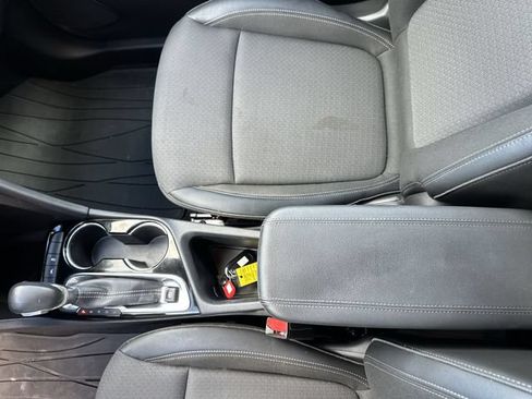 Used 2023 Buick Encore GX Select w/ Experience Buick Package FWD image 19