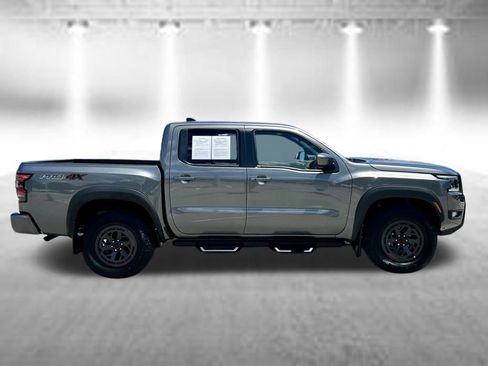 Certified 2025 Nissan Frontier PRO-4X AWD/4WD image 5