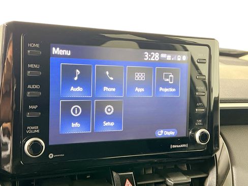 Used 2022 Toyota Corolla Cross LE image 27