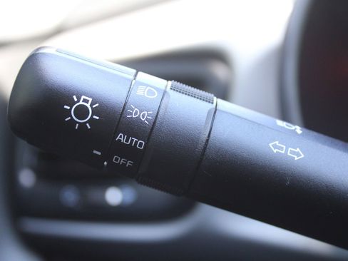 Certified 2023 Kia Rio LX image 26