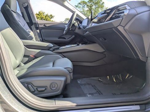 Used 2026 Audi A6 Premium Plus w/ Premium Plus Package image 3