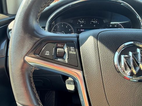 Used 2020 Buick Encore Preferred image 35
