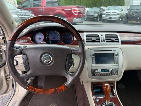 Used 2008 Buick Lucerne Super FWD image 10