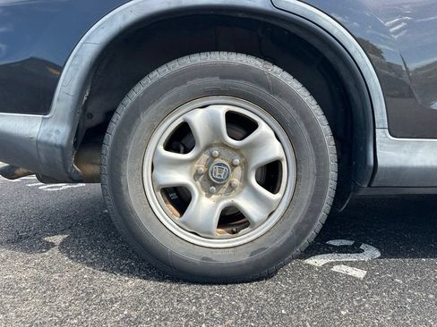 Used 2015 Honda CR-V LX image 5