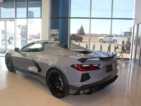 New 2024 Chevrolet Corvette Stingray Premium Conv w/ Z51 Performance Package RWD image 31