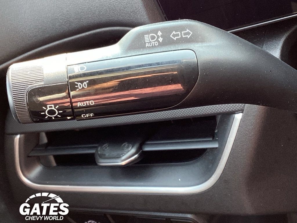Used 2025 Kia K4 FWD image 19
