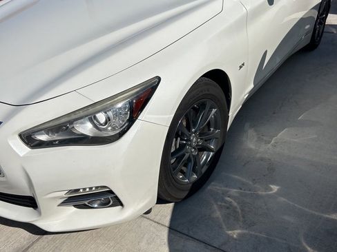 Used 2017 INFINITI Q50 Signature Edition w/ Cargo Package (L95) image 2