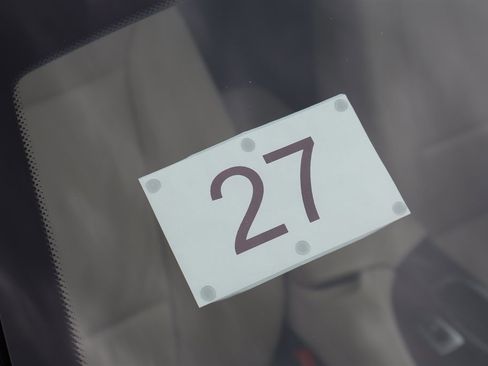 Used 2010 BMW Z4 sDrive35i RWD image 19