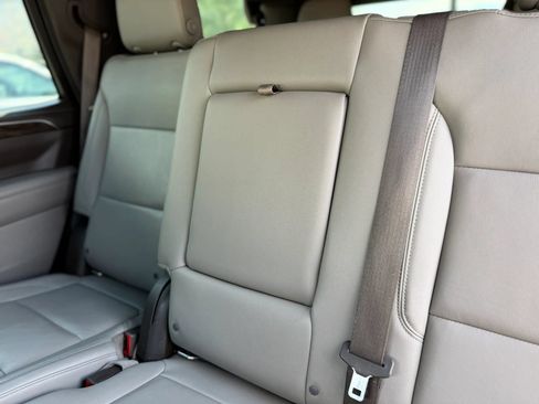 Used 2021 Chevrolet Tahoe LT AWD/4WD image 33