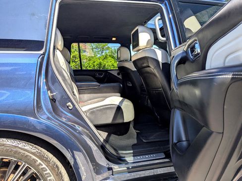 Used 2019 INFINITI QX80 Limited w/ All-Season Package image 54