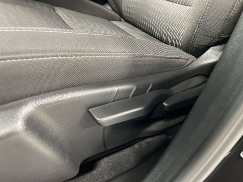 Certified 2026 Chevrolet Equinox LT AWD/4WD image 12