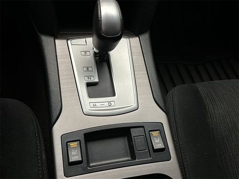 Used 2013 Subaru Outback 2.5i Premium image 21