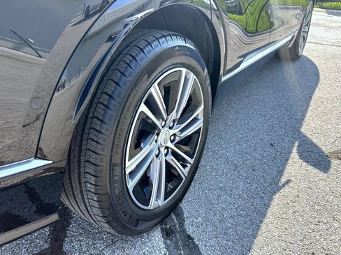 Certified 2024 Cadillac Lyriq Luxury AWD/4WD image 12