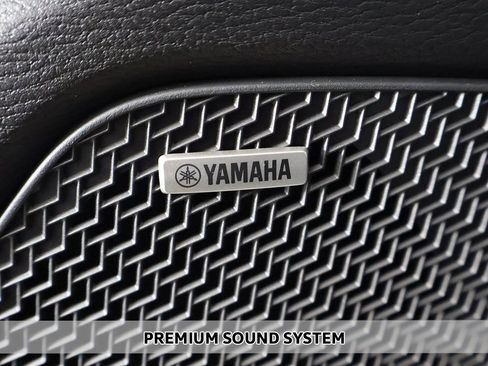 New 2026 Mitsubishi Outlander SE image 3