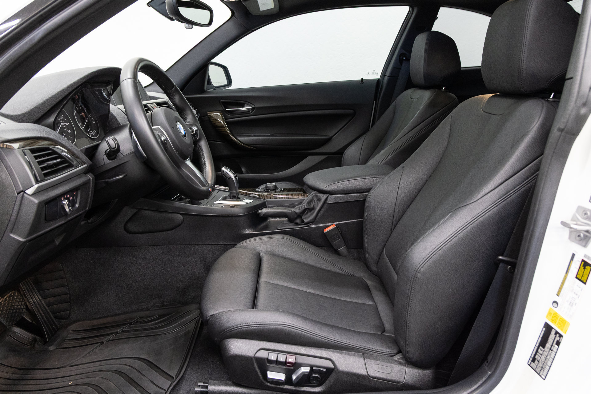 Used 2016 BMW M235i Coupe RWD image 7