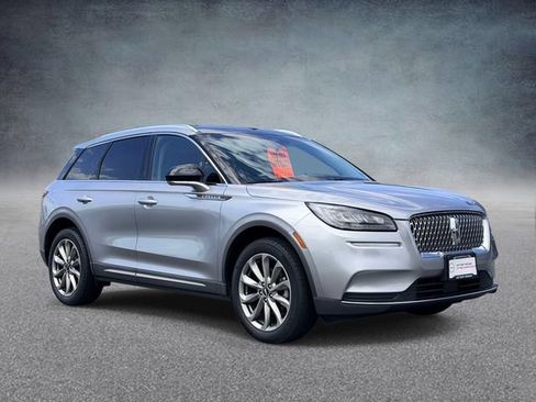 Used 2022 Lincoln Corsair AWD w/ Premium Package image 1