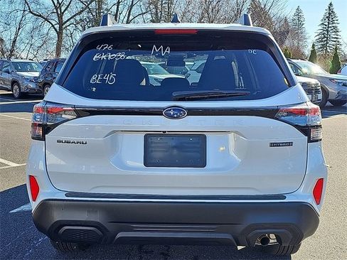 New 2025 Subaru Forester Premium image 5