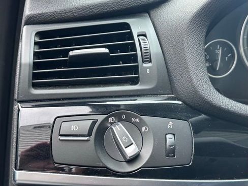 Used 2017 BMW X3 xDrive28i image 14