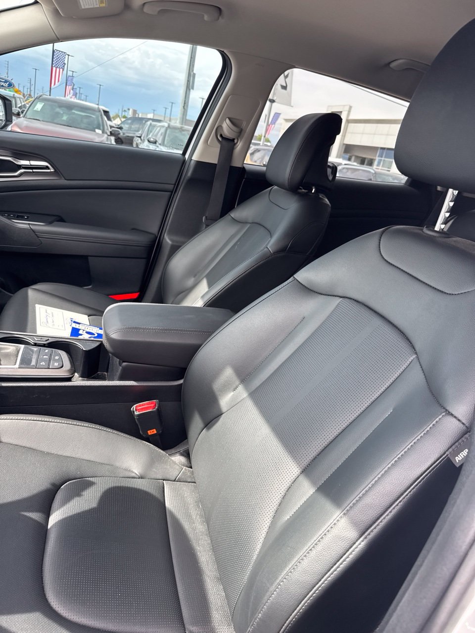 Used 2026 Kia Sportage EX FWD image 6