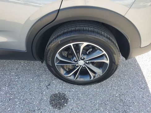 Used 2023 Buick Encore GX Select image 19