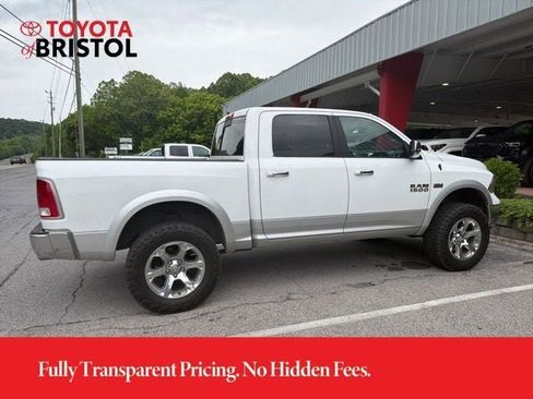 Used 2017 RAM 1500 Laramie w/ Convenience Group AWD/4WD image 16