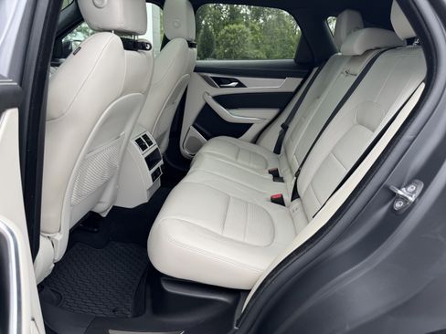 Certified 2024 Jaguar F-PACE R-Dynamic S AWD/4WD image 5