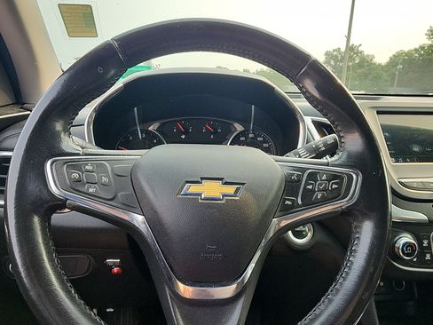 Used 2019 Chevrolet Equinox LT AWD/4WD image 12