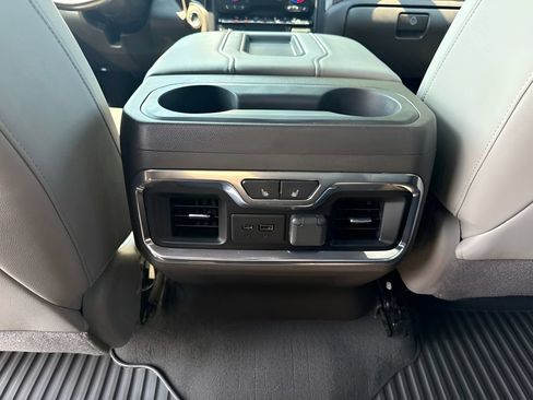Used 2020 Chevrolet Silverado 1500 LTZ w/ LTZ Texas Edition AWD/4WD image 12