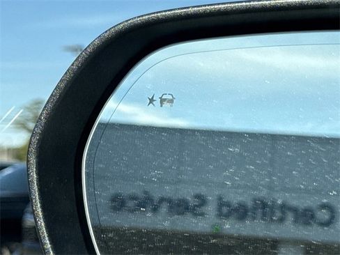 New 2026 Chevrolet Traverse RS image 21