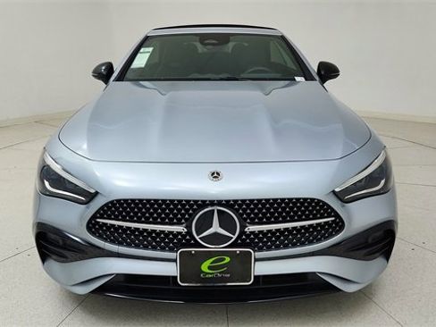Used 2025 Mercedes-Benz CLE 300 4MATIC Cabriolet image 14