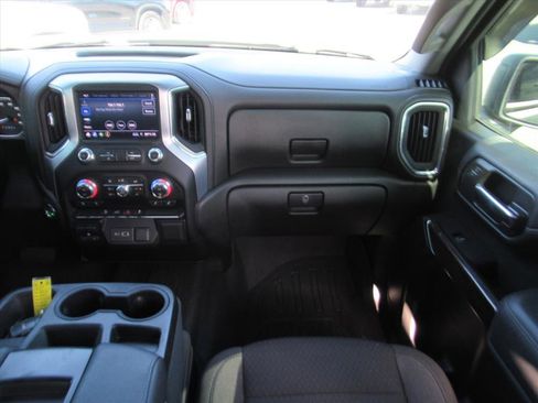 Used 2022 GMC Sierra 1500 Elevation w/ X31 Off-Road Package image 15