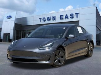 Used 2023 Tesla Model 3 Standard Range RWD video 1