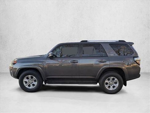 Used 2019 Toyota 4Runner SR5 image 8