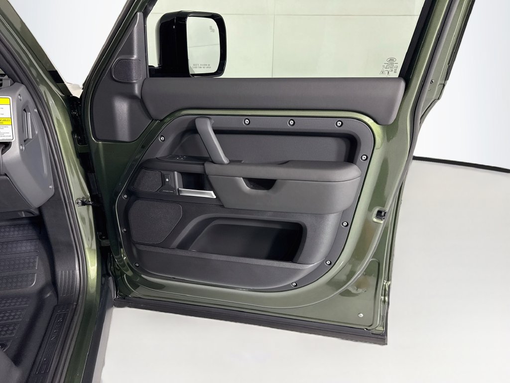 New 2026 Land Rover Defender 110 S AWD/4WD image 25