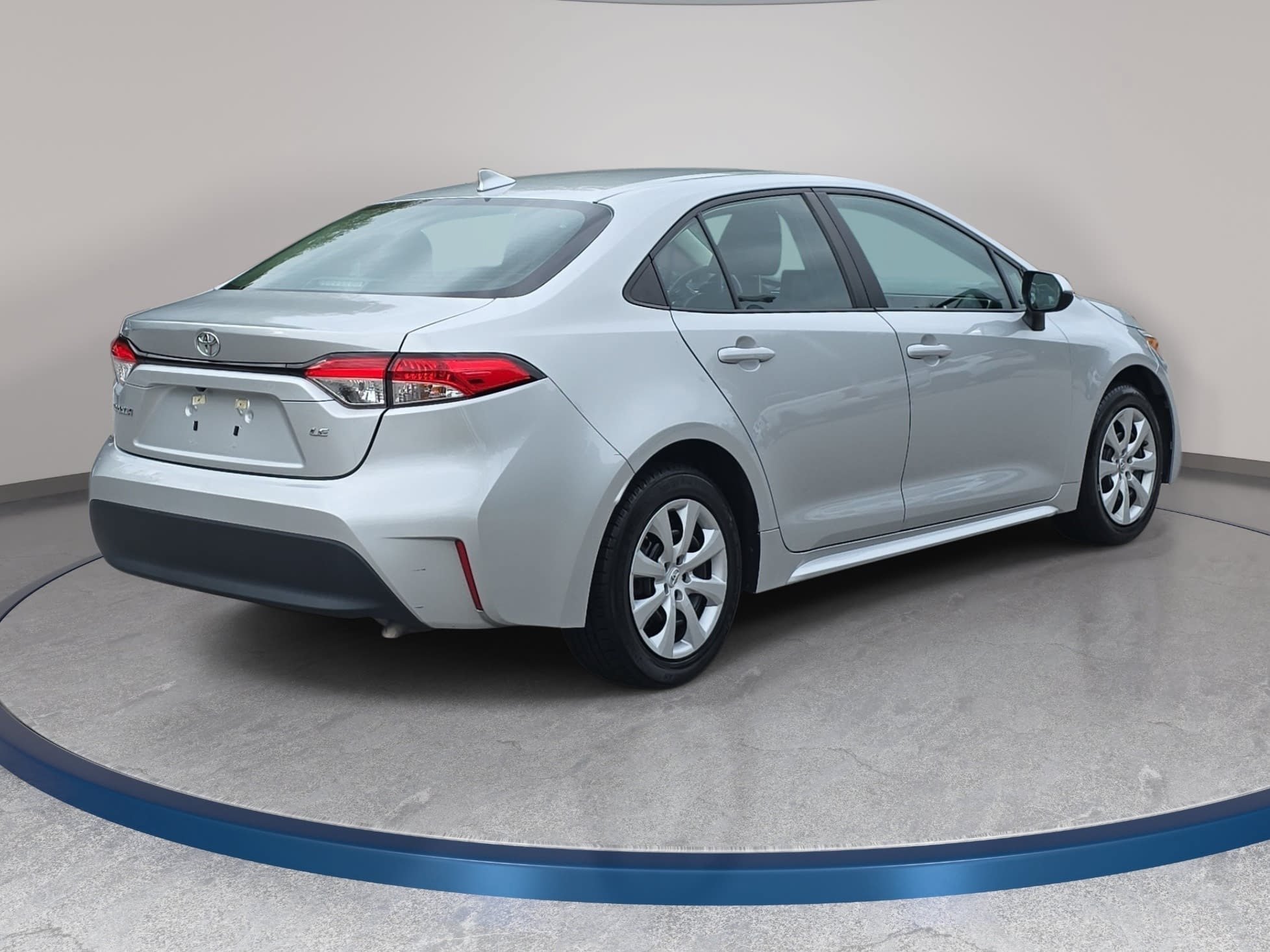 Used 2024 Toyota Corolla LE FWD image 5