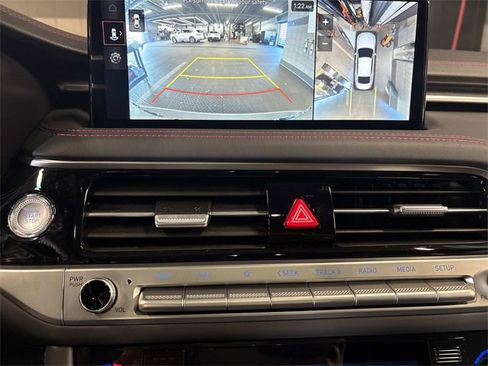 Used 2025 Genesis G70 3.3T Advanced w/ Sport Prestige Package image 18