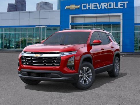New 2026 Chevrolet Equinox LT w/ Safety and Technology Package FWD image 6