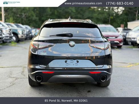 Used 2021 Alfa Romeo Stelvio Ti Sport AWD/4WD image 6