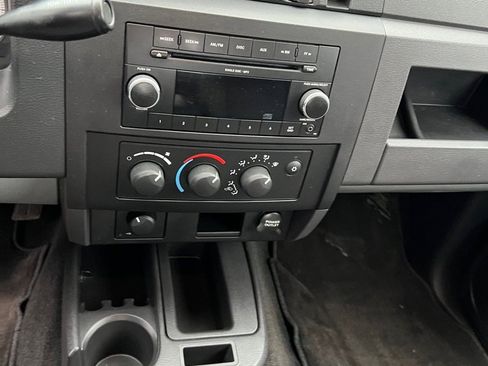 Used 2011 Dodge Dakota Big Horn image 30