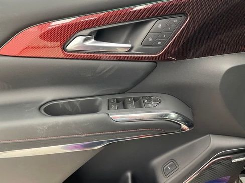 New 2026 Chevrolet Traverse RS w/ LPO, Floor Liner Package image 11