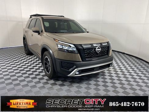 Used 2024 Nissan Pathfinder Rock Creek image 1