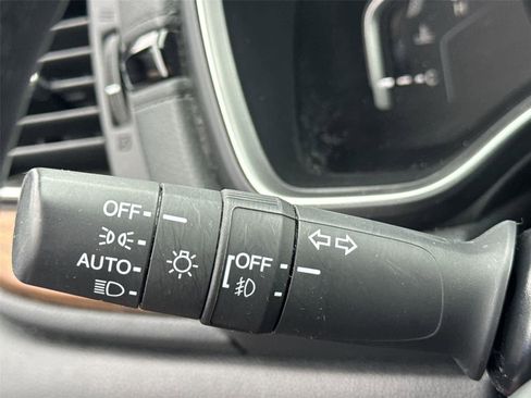 Used 2017 Honda CR-V Touring image 22