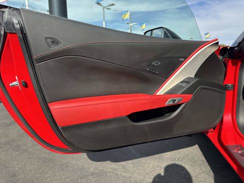 Used 2015 Chevrolet Corvette Stingray Convertible w/ 3LT Preferred Equipment Group RWD image 21