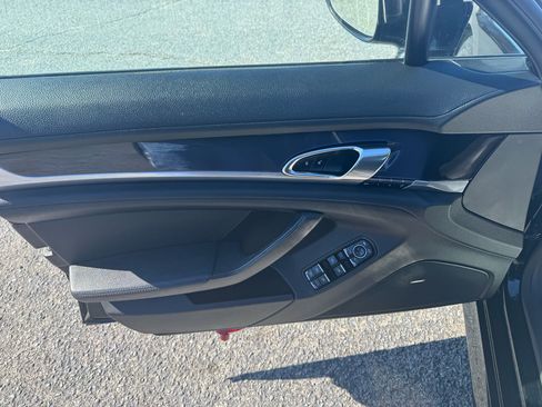 Used 2013 Porsche Panamera image 13