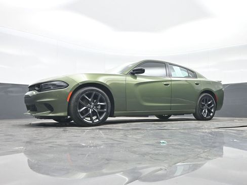 Used 2022 Dodge Charger SXT w/ Driver Convenience Group image 26
