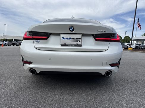 Used 2021 BMW 330i Sedan RWD image 9