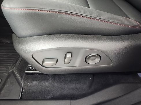 New 2026 Chevrolet Traverse Z71 w/ Driver Confidence Package image 18