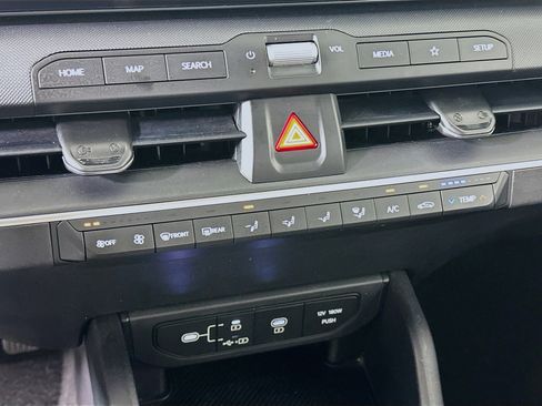 Used 2025 Kia K4 FWD image 24