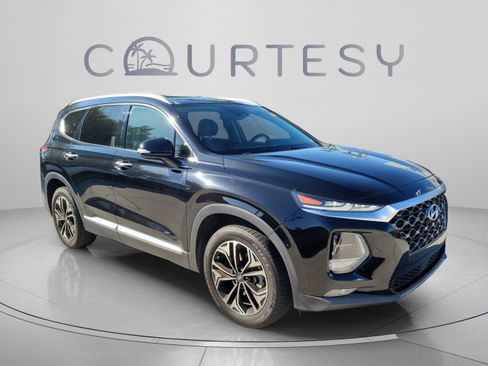 Used 2020 Hyundai Santa Fe SEL FWD image 4