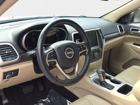Used 2016 Jeep Grand Cherokee Limited w/ Luxury Group II RWD image 14